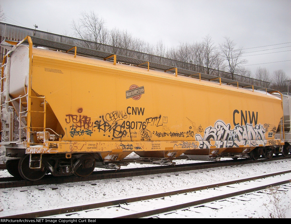 CNW 490176